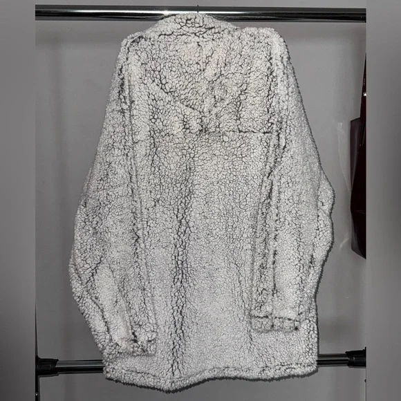 Sherpa sweater 🧸 New with tags - Picture 3 of 5